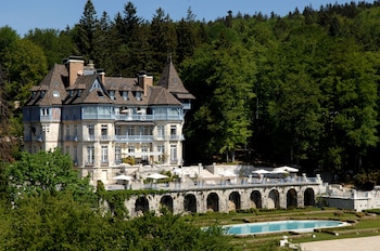 chateau des avenieres