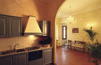 Palazzo Al Torrione 2,Siena>>San Gimignano,3 star