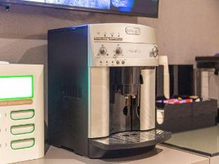 Ease Hotel (Jinan High-Tech Zone, Qilu Software Park, Shunhua Road),,2 star