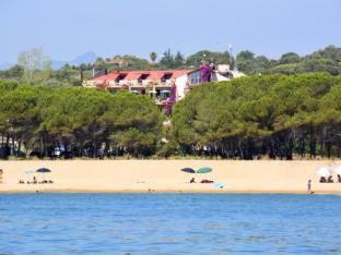 Aparthotel Domus De Janas Sul Mare,Cagliari>>Bari Sardo,3 star