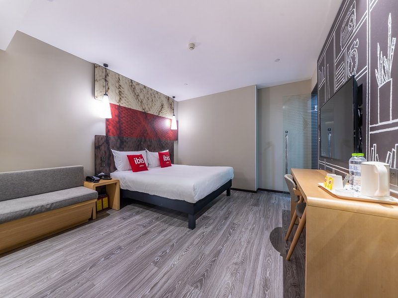 Ibis Hotel (Jiangbei International Airport)