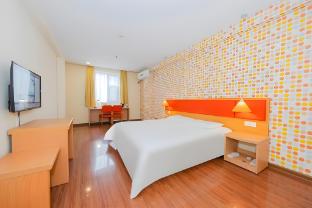 Home Inn (Ningbo Higher-Education Zone Qianhu South Road),,2 star
