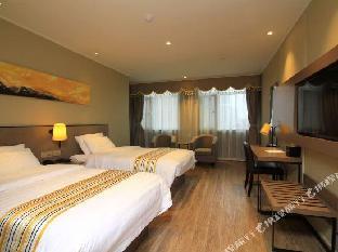 Home Inn Plus (Yantai International Expo Center East Gangcheng Street),,3 star