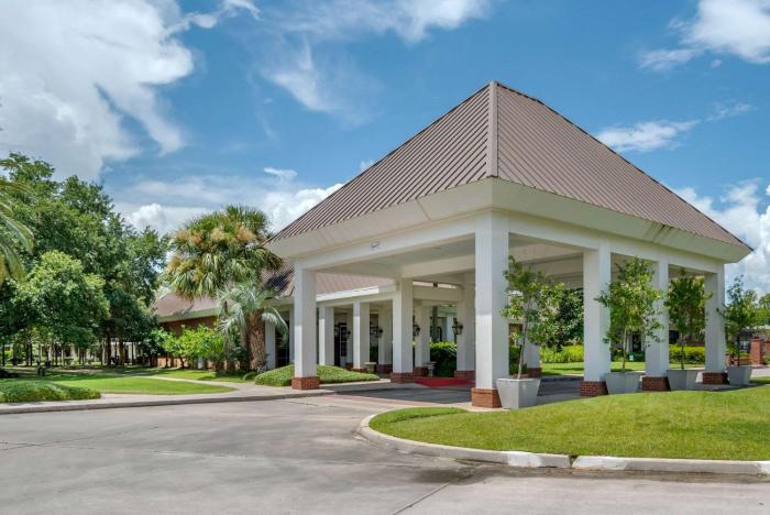 clarion inn and conference center