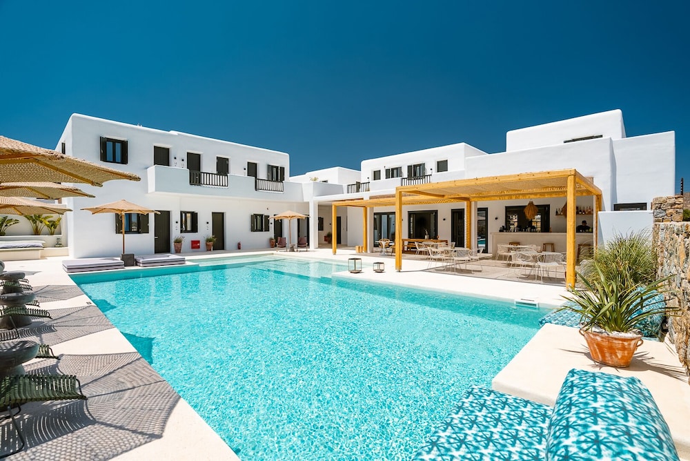 Koukoumi Vegan Boutique Hotel,Elia Beach>>Ano Mera,5 star