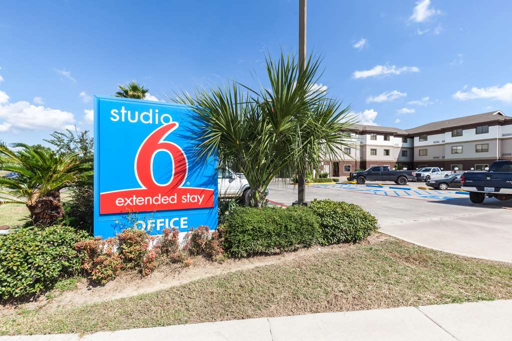 studio 6 port arthur tx se