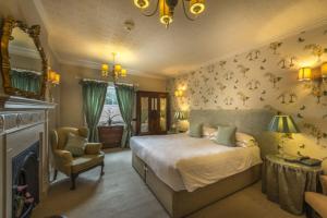 room-image