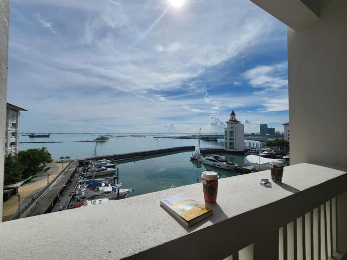 Luxury Suite At Penang Straits Quay,,4 star