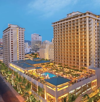 Embassy Suites By Hilton Waikiki Beach Walk,Honolulu>>Hawaii,4 star