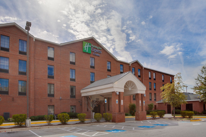 Holiday Inn Express I-95 Capitol Beltway-Largo, An Ihg Hotel,Lake Arbor>>Baileys Crossroads,2.5 star