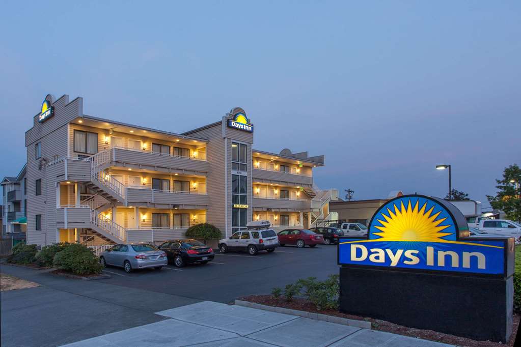 days inn by wyndham seattle north of downtown