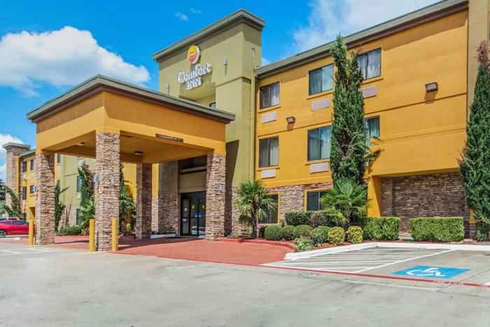 Comfort Inn Dallas Park Central,Dallas>>Addison,2.5 star
