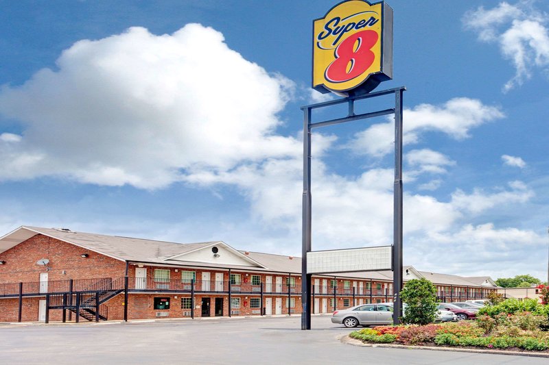 Super 8 By Wyndham Whites Creek/ Nashville Nw Area,Tennessee>>Nashville,2 star