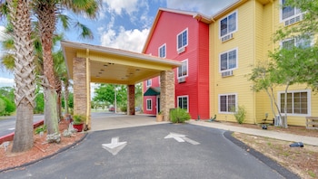The Inn At Wildwood Resort,,2 star