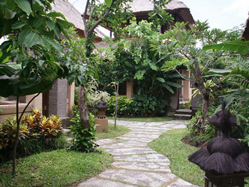 Sri Phala Resort & Villa,Denpasar>>Bali,4 star
