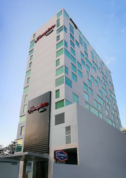 hampton by hilton panama