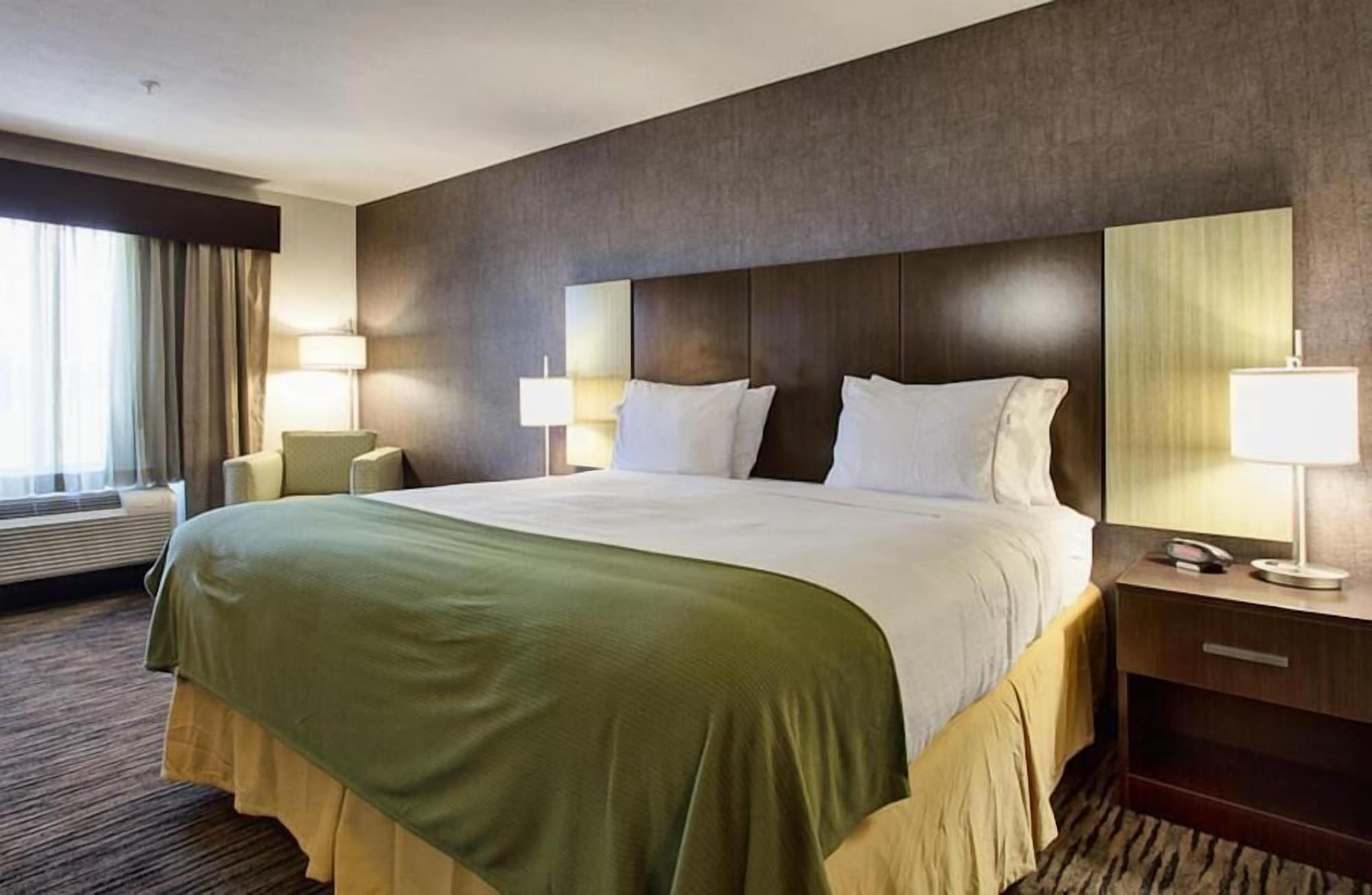 holiday inn express hotel and suites north fremont by ihg