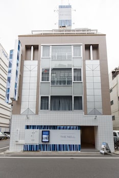 the nell ueno okachimachi caters to men