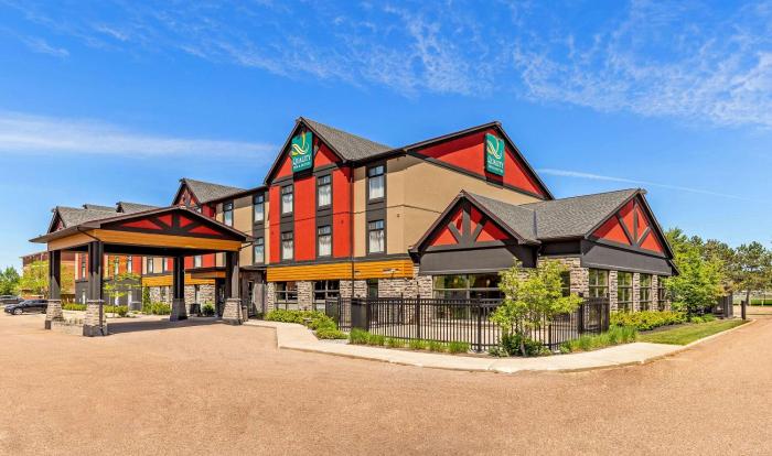 Quality Inn And Suites Petawawa,Ontario>>Huntsville,2.5 star