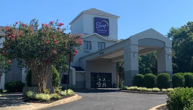 Sleep Inn & Suites,Maryland>>California,2.5 star