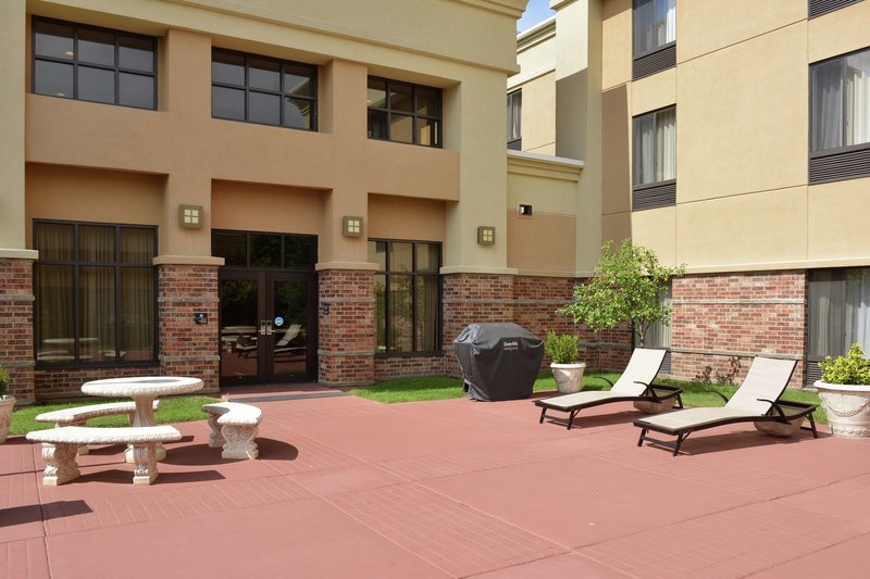 Hampton Inn & Suites Springfield, Mo,Springfield>>Missouri,2.5 star