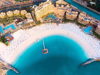 doubletree by hilton resort and spa marjan island