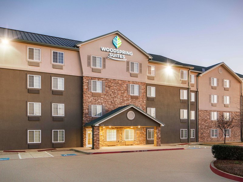 woodspring suites fort worth trophy club