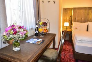 Schloss Hotel Wasserburg,Bodolz>>Bavaria,3 star