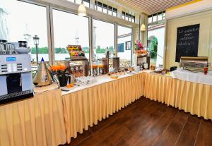 Schloss Hotel Wasserburg,Bodolz>>Bavaria,3 star