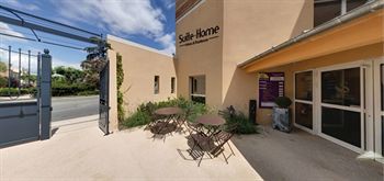 Suite Home Apt En Luberon,In Apt,3 star