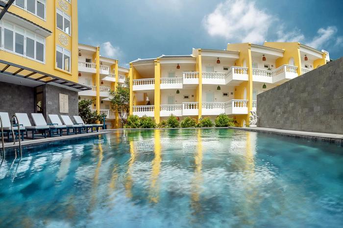 aurora riverside hotel and spa