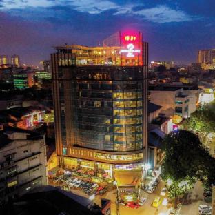 hermes palace hotel medan