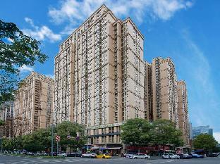 Home Inn (Chengdu Century City New Convention And Exhibition Center Metro Station),,2 star