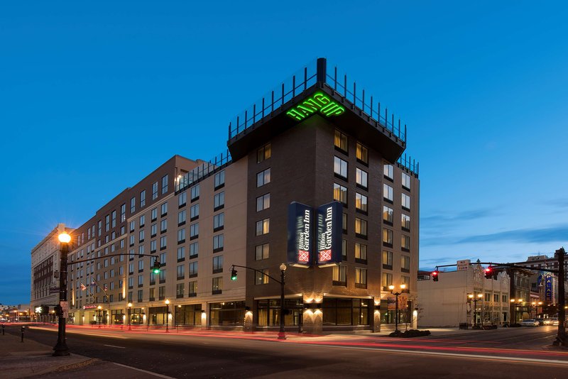 hilton garden inn louisville downtown