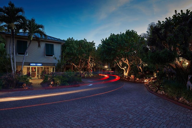 best western naples inn and suites