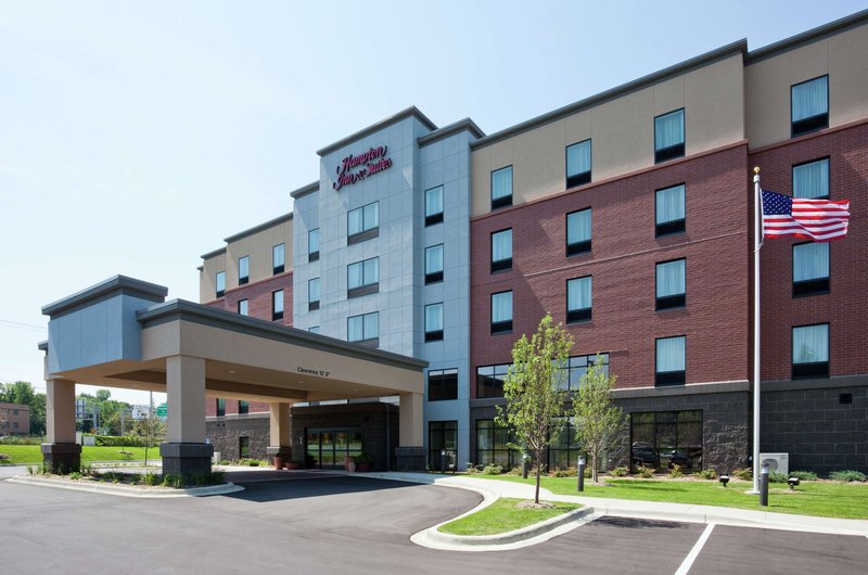 Hampton Inn & Suites Minneapolis West/ Minnetonka,Hennepin County>>Downtown Minneapolis,3 star