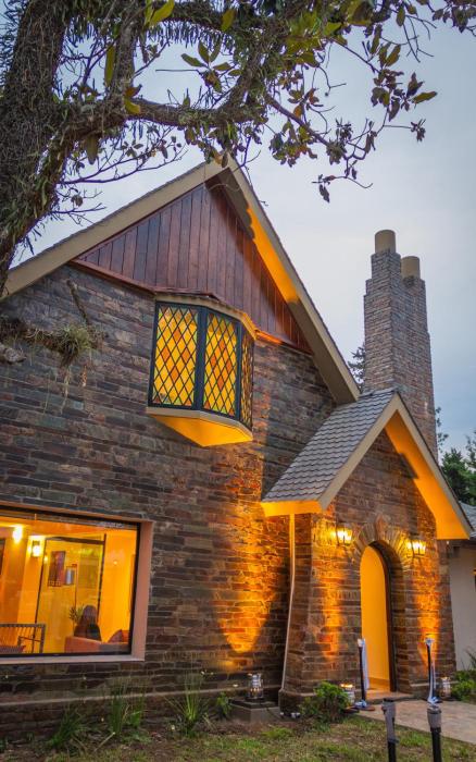 Howard Johnson By Wyndham Yerba Buena,Tucuman>>Tafi Del Valle,3.5 star