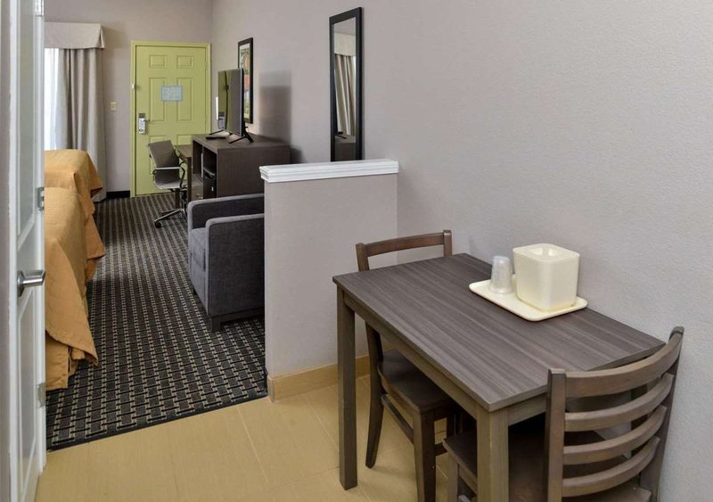 Scottish Inns & Suites,Dilley>>Cotulla,3 star