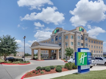 Holiday Inn Express And Suites San Antonio Brooks,River Walk>>Harlandale,3 star