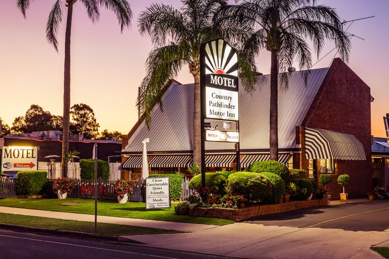 Country Pathfinder Motor Inn,Southern Queensland Country>>Dalby,3.5 star