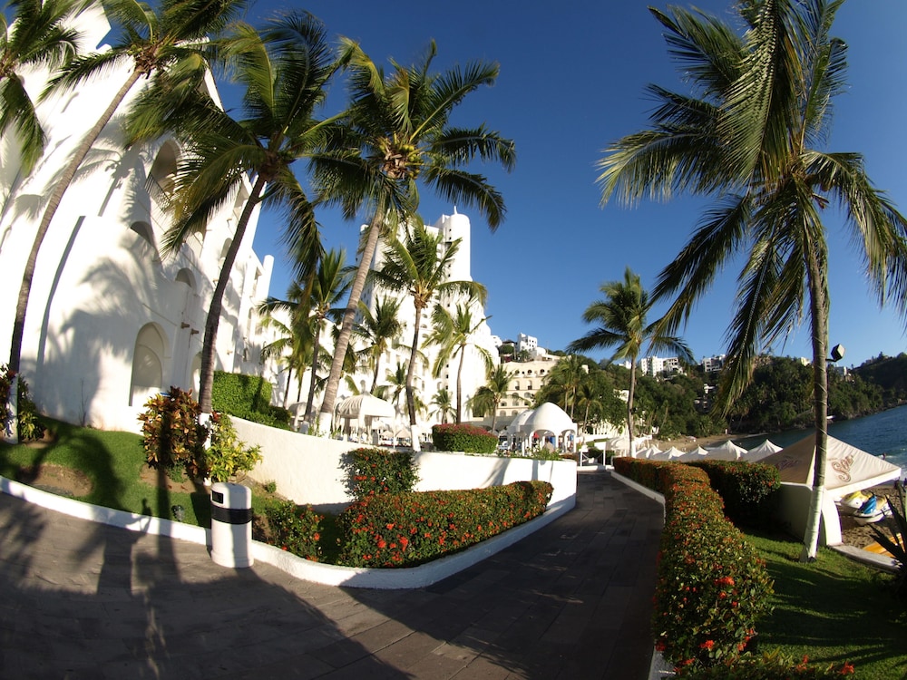 sierra mar all inclusive at tesoro manzanillo