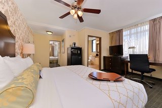 St. Charles Inn,Harvey>>Baton Rouge,2.5 star
