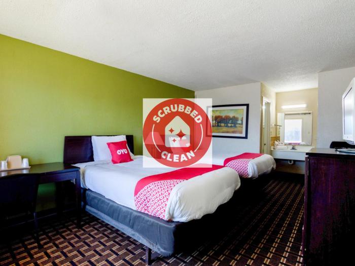 oyo hotel pensacola i 10 and hwy 29