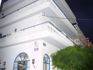 iro hotel adults friendly