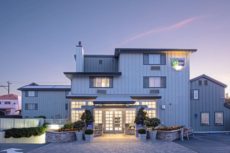holiday inn express monterey cannery row by ihg