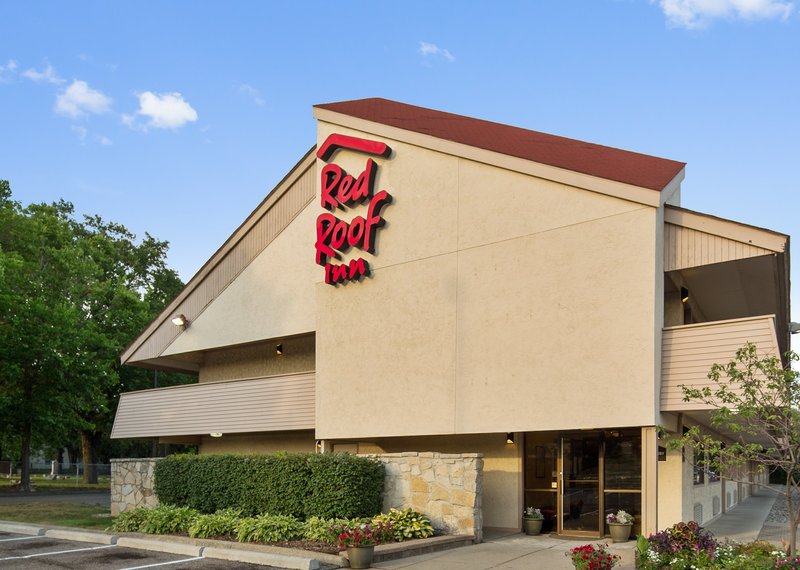 red roof inn detroit roseville st clair shores