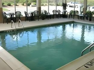 wingate by wyndham matthews charlotte