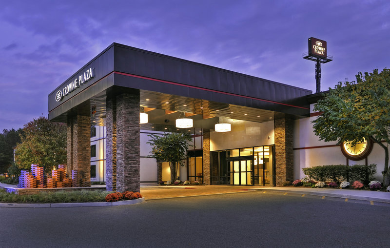 Crowne Plaza Suffern - Mahwah, An Ihg Hotel