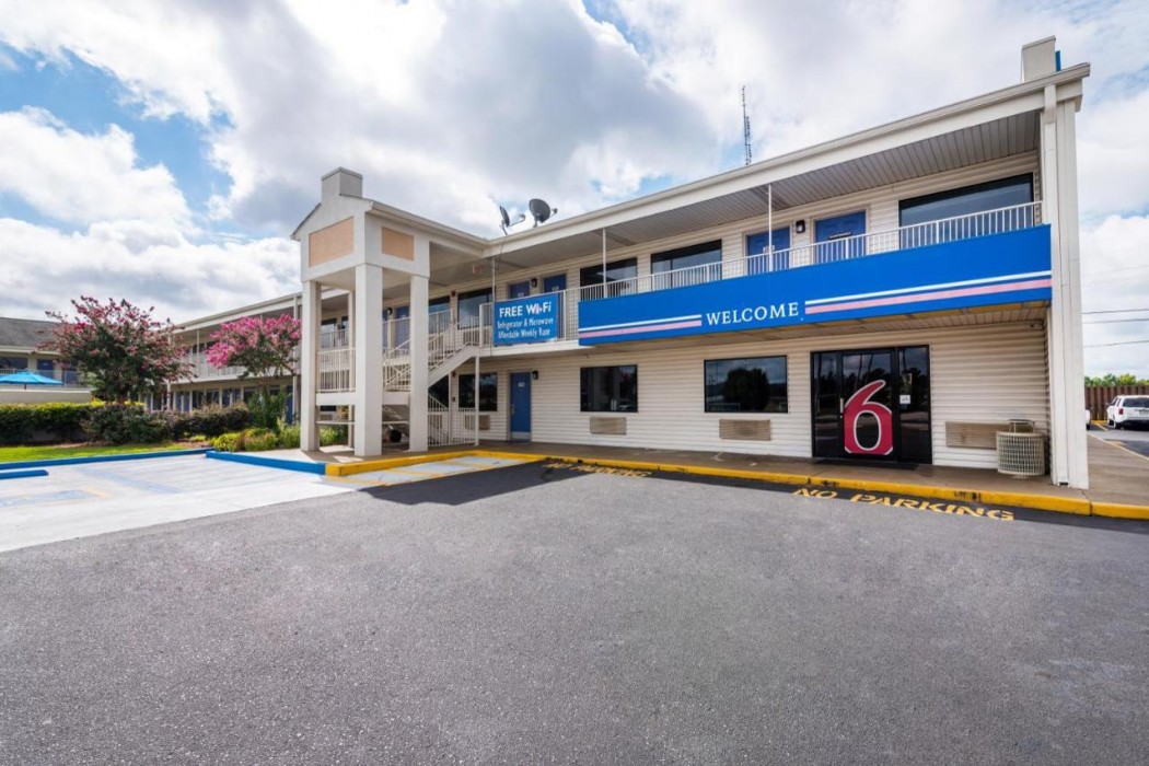 Motel 6 Anniston, Al,,2 star