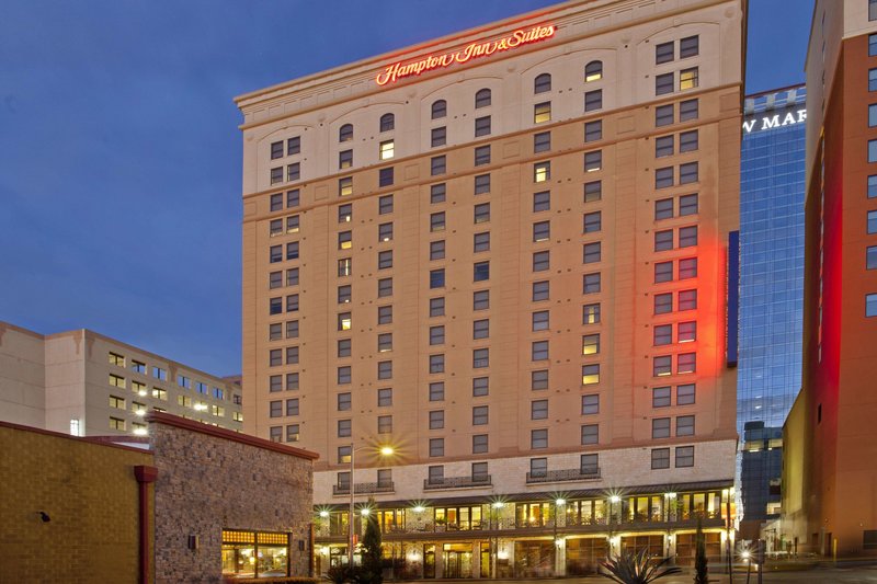 hampton inn and suites austin downtown convention center